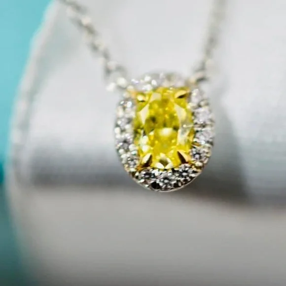 Sold ♥️Authentic Tiffany soleste fancy yellow Diamond.♥️ - Picture 9 of 14